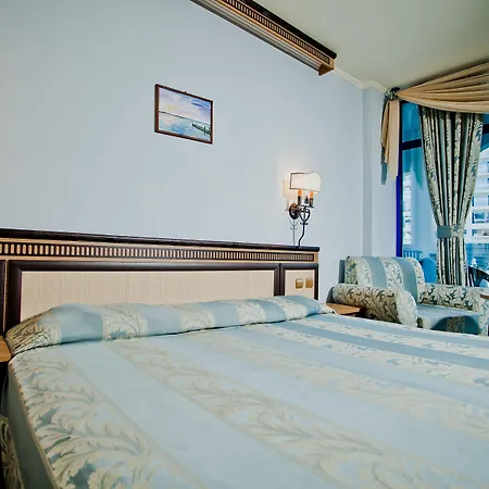 Hotel Chaika Słoneczny Brzeg