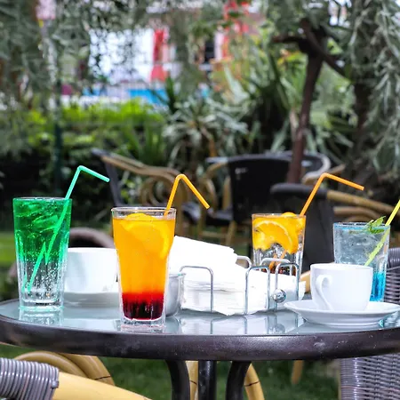 Chaika Hotel Słoneczny Brzeg